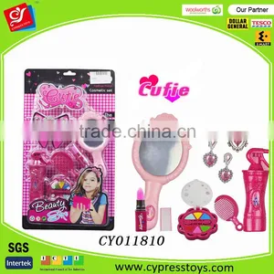 Vogue Girls Beauty Salon Play Set With Hairdryer, Mirror & Styling Accessories thumbnail-1