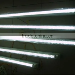 T8 LED Tube thumbnail-1
