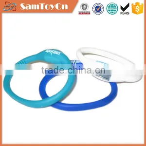 Fashion Sports Silicone Watch thumbnail-1