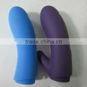 High Quality Silicone Dildo thumbnail-1