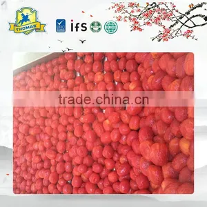 High Quality Whole Peeled Tomato in Glass Jar thumbnail-4