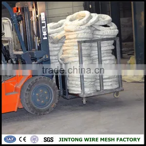 Low Price 450mm Coil Concertina Razor Barbed Wire thumbnail-5