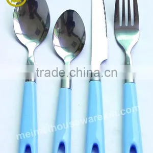 24pcs Cutlery Set With Plastic Handle thumbnail-1