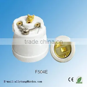 Universal Standard E27 Porcelain Lamp Socket thumbnail-1