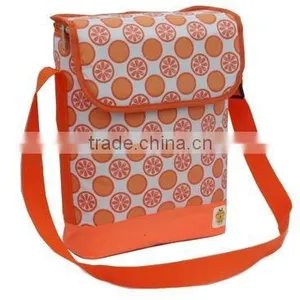 Fashionable Cooler Shoulder Bag thumbnail-1