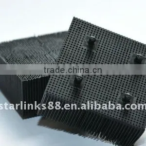 Plastice Bristle thumbnail-1
