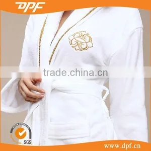 China Supplier New Product White Bathrobe thumbnail-1