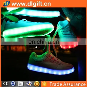 Wholesale Luminous LED Shoes For Adults New Simulation Sole Glowing Shoes thumbnail-1