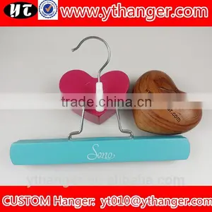YY0543 Manufacturers Natural Wooden Hair Extension Clamp Hanger Skirt Hanger thumbnail-5