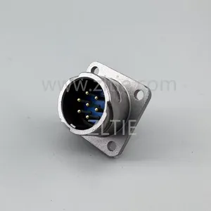 FQ18 Series 7-Pin Square Flange Male Socket thumbnail-1