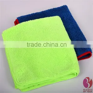 Microfiber Plush Cloth With Wrapping Trim thumbnail-1