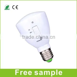4W E27 Multifunction Retractable Rechargeable LED Bulbs Emergency Light thumbnail-4