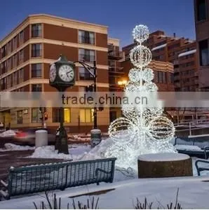 Large Outdoor LED Christmas Lights thumbnail-5