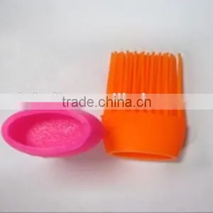 Silicone BBQ Brush thumbnail-1