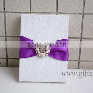 New Design Custom Fashion New High Quality Wedding Invitation Silk Boxes With Brooch thumbnail-3