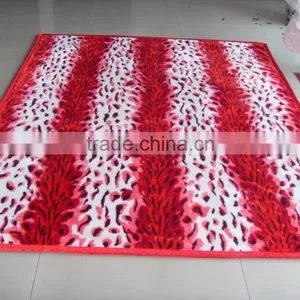 China Suppliers Quilt Blankets Rebel Wholesale 100% Polyester Knitted Cuddly Micro Fleece Blanket thumbnail-3
