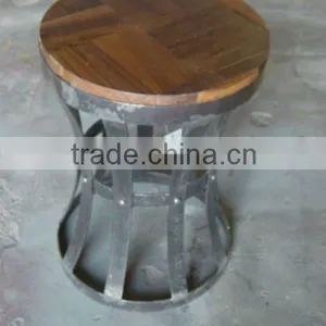 METAL STOOL thumbnail-1