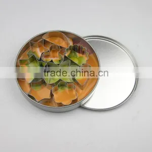 9pcs Set Ketchenware in Tin, Stainless Steel Cookie Cutters thumbnail-1