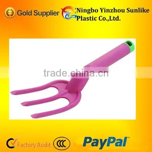 MINI Plastic pp Garden Scoop thumbnail-1