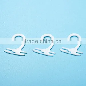 Plastic Sock Hanger Clips thumbnail-3