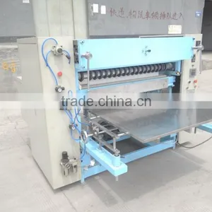 Multi-specifications Cotton Pad Cutting Machine thumbnail-1