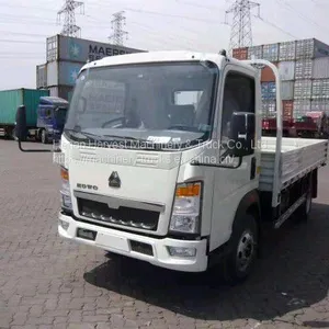 SINOTRUK HOWO 3 Ton Light Cargo Truck Low Price 4x2 Lorry Truck thumbnail-3