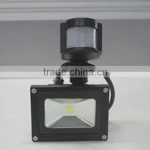Solar Led Flood Light With Pir Motion Sensor thumbnail-1