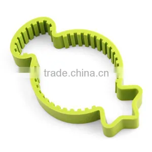 Custom Metal Bottle+silicone/plastic/rubber Coat Opener for New Kitchen Tools 2014 thumbnail-1