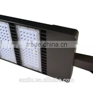 Energy Saving 200W Led Shoe Box Light Used Parking Lot Light Poles thumbnail-5
