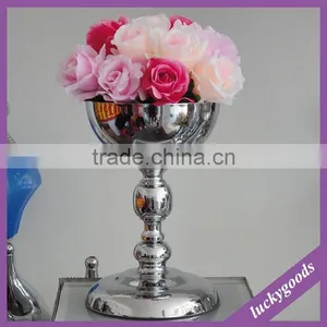 DJ539 Metal Flower Vase thumbnail-2