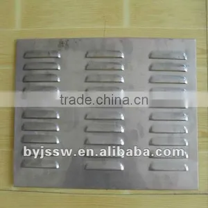 Galvanized Perforated Metal Sheet / Diamond Mesh thumbnail-1