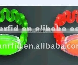 Custom Design Waterproof Silicon Wristband/RFID Wristband / Nfc Wristband thumbnail-3