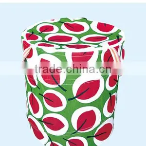 Pop Up Hamper With Cover and Handle Red Leaf Design thumbnail-1