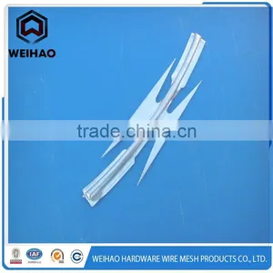 Sharp Barbed Wire thumbnail-1