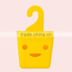 Smiling Face Shape Plastic Material PP Hanging Basket thumbnail-5