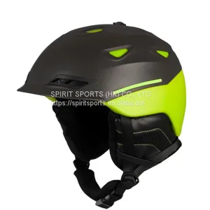 Ski Helmet thumbnail-1