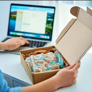 Custom E-commerce Packaging Mailer Box Corrugated Shipping Box for Online Retail Brands thumbnail-1