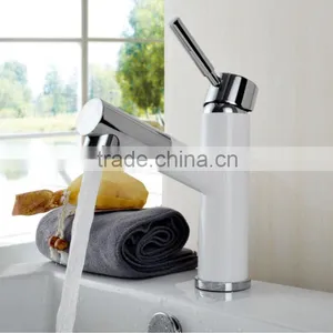 2014 Hot Sale Baking Finish Single Lever Bathroom Faucet thumbnail-3