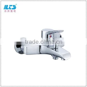 Single Lever Brass Bath Faucet With Diverter Chrome Plated thumbnail-1