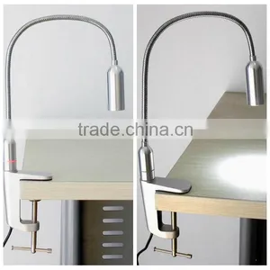 Factory Price Aluminum Material Touch Switch LED Reading Light With Clamp thumbnail-2