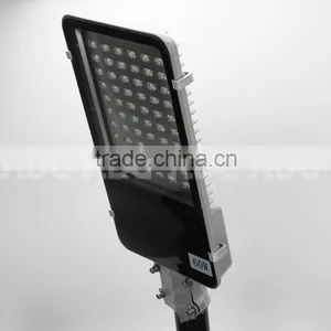 New Arrival Die-casing Aluminum Lamp Body 60w Solar Led Street Light thumbnail-2