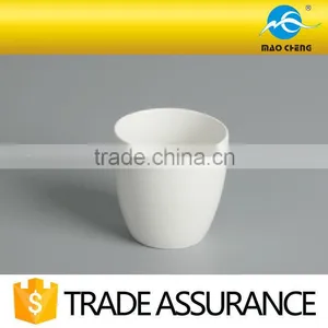 White Porcelain Korean Water Cup thumbnail-1