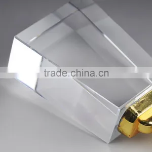 Replica Golden Hand Hold the Golbe Metal Trophy Awards Customized Metal Trophy thumbnail-5