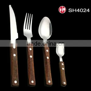 Stainless Steel Wooden Handle Cutlery thumbnail-1