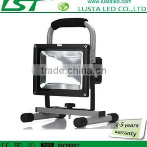 Portable Battery LED Work Lights IP65 Outdoor 24V 12V LED Flood Lights Outdoor 20W Epistar Power Emergency Rechargeable Light thumbnail-4