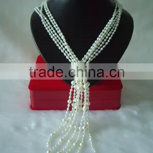 Freshwater Pearl Necklace thumbnail-1