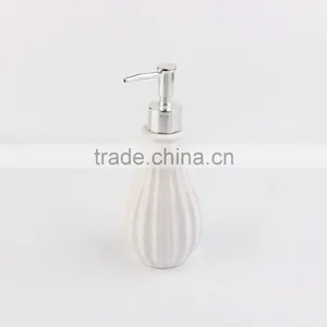 2016 New China Pigmented Ceramic Bathroom Accessories Bathroom Fittings Names thumbnail-3