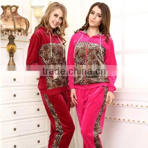 Wholesale OEM Winter Zip Hoody Velvet Pajamas Leopard Print Design House Pajamas for Women thumbnail-1