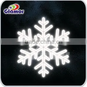 New Beautiful LED Snowflake Christmas Motif Lights for Garden Decoration thumbnail-1