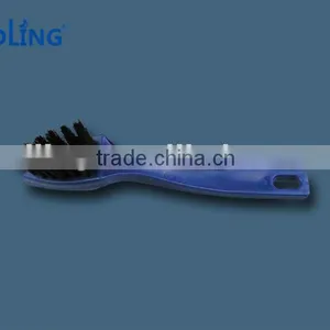 Blue Plastic Handle Shoe Brush thumbnail-1